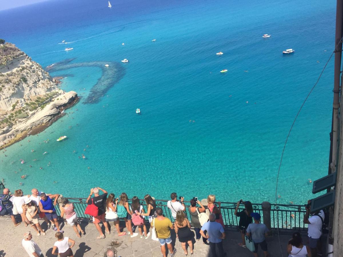 Hotel Donnaciccina Accomodation Tropea Esterno foto